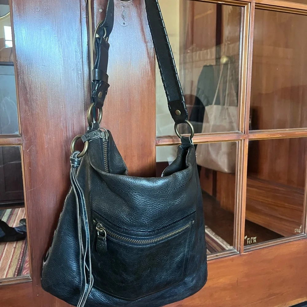 Vintage Coach boho Black Leather Shoulder Bag - Picture 9 of 9
